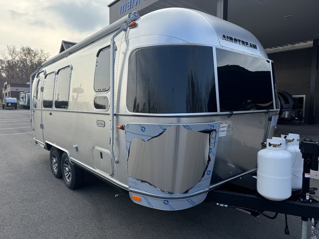 2025 Airstream Trade Wind 23FB in lorain OH