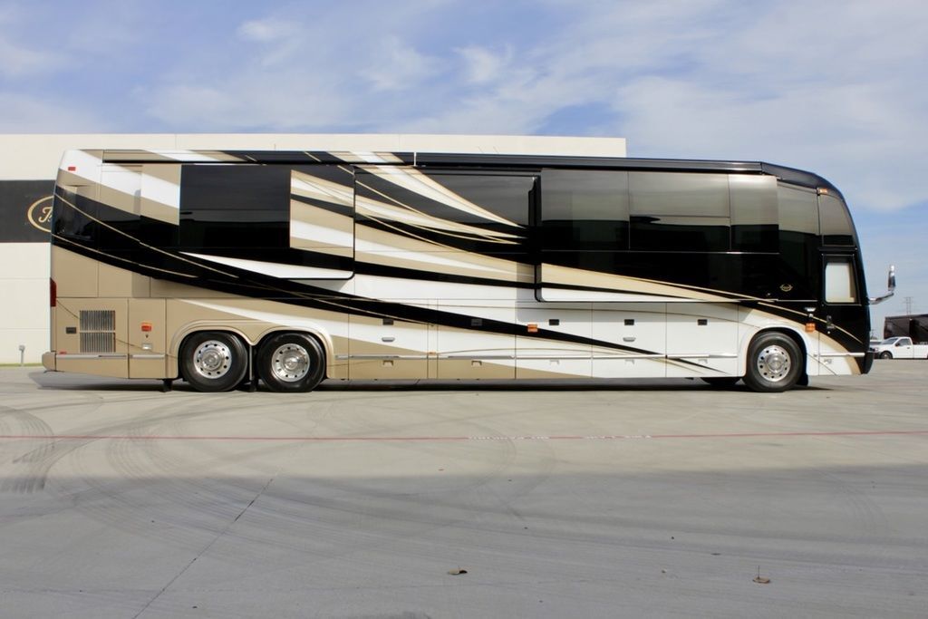 2019 Prevost Marathon 
 H345 QS in hurst TX