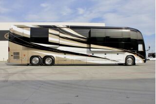 2019 PREVOST MARATHON COACH H3-45