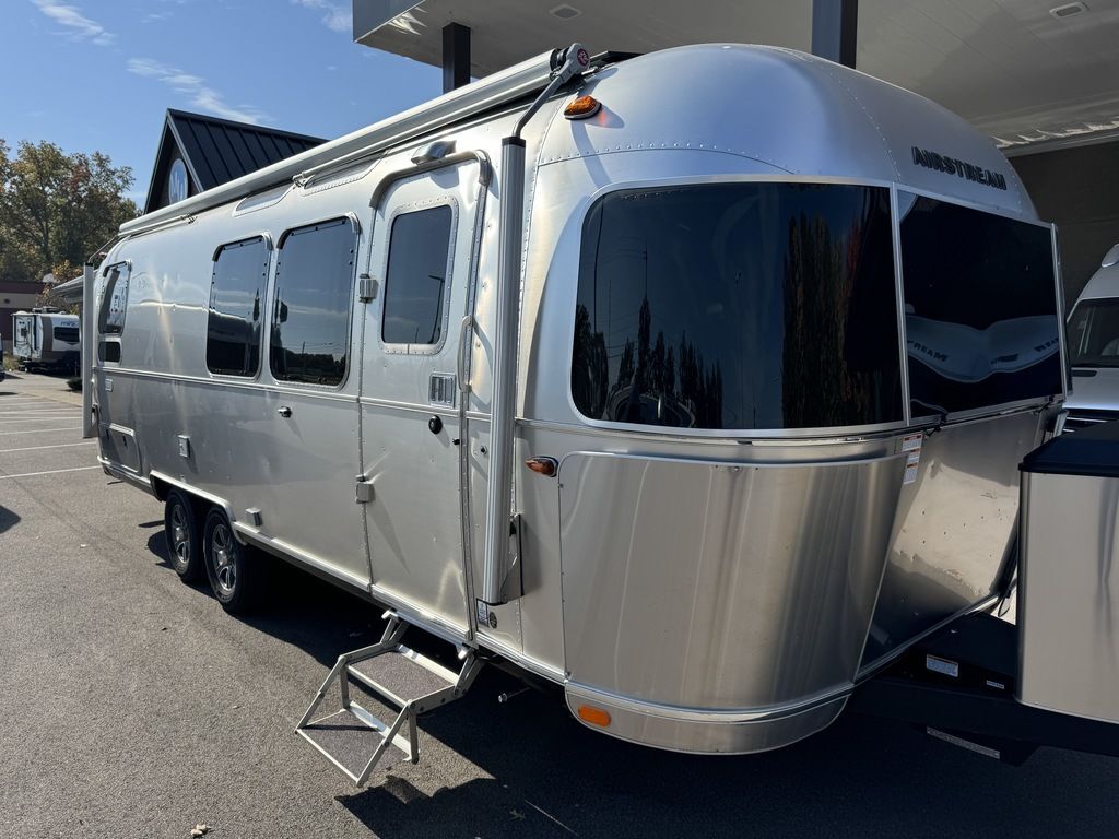 2024 Airstream Pottery Barn in lorain OH