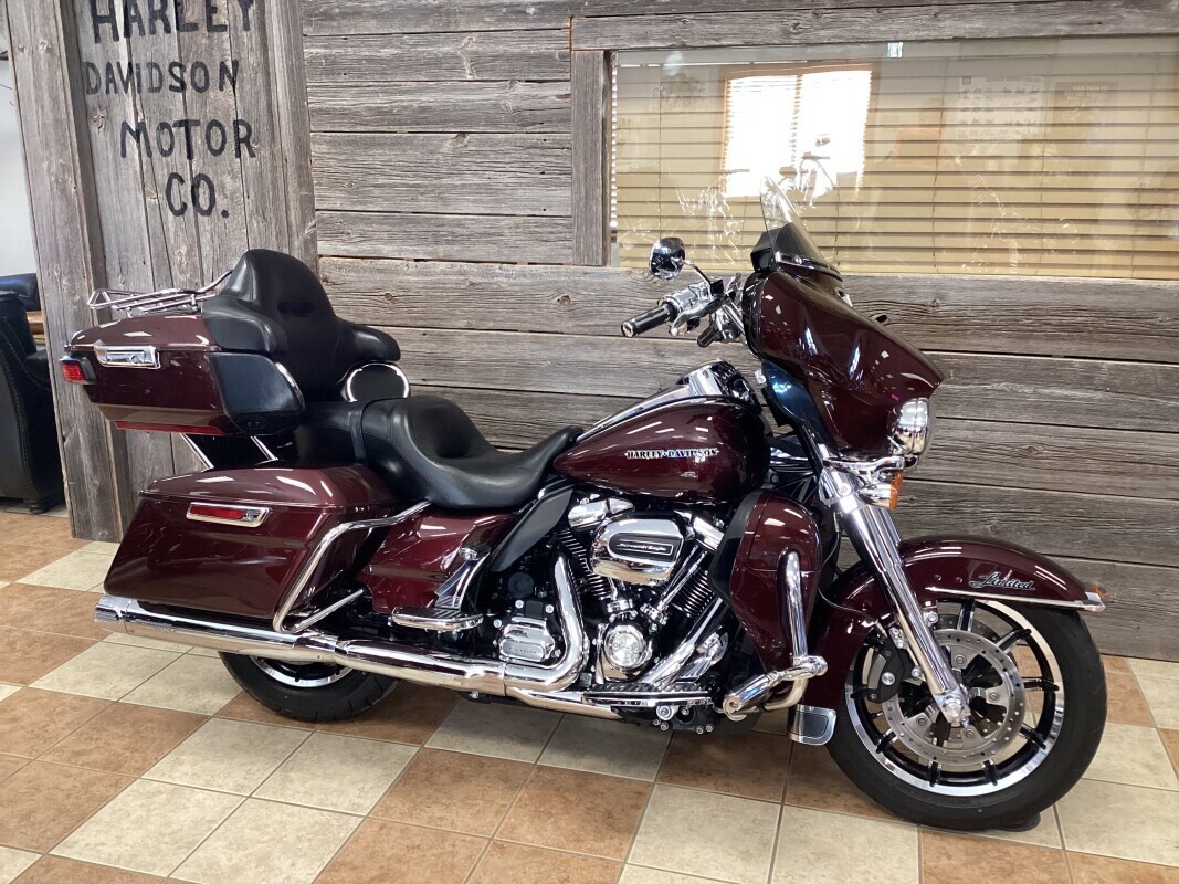 2018 Harley-Davidson Ultra Limited ULTRA LIMITED in Bonduel, WI