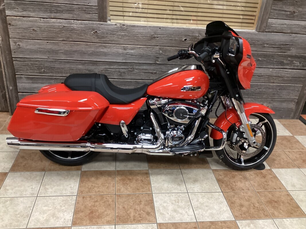 2026 Harley-Davidson Street Glide in Bonduel, WI