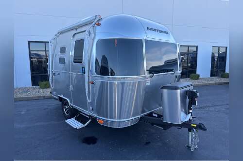 2026 Airstream CARAVEL 16RB in wentzville MO