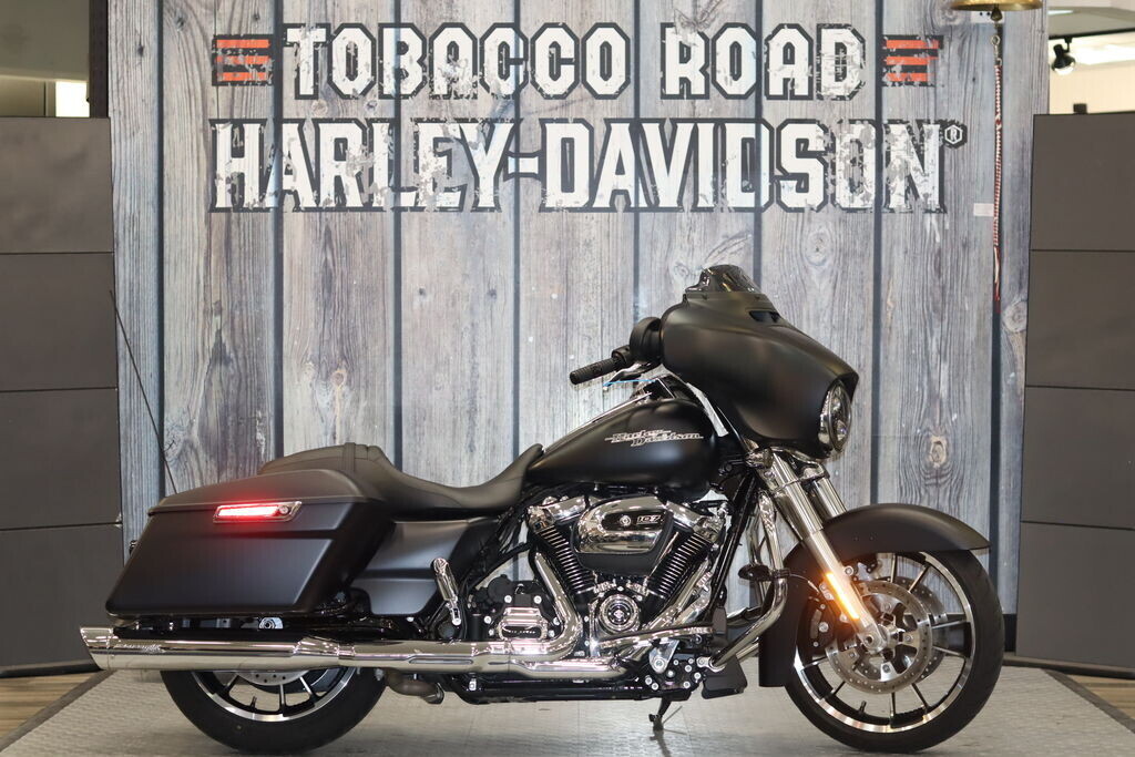 2020 Harley-Davidson Street Glide in Raleigh, NC