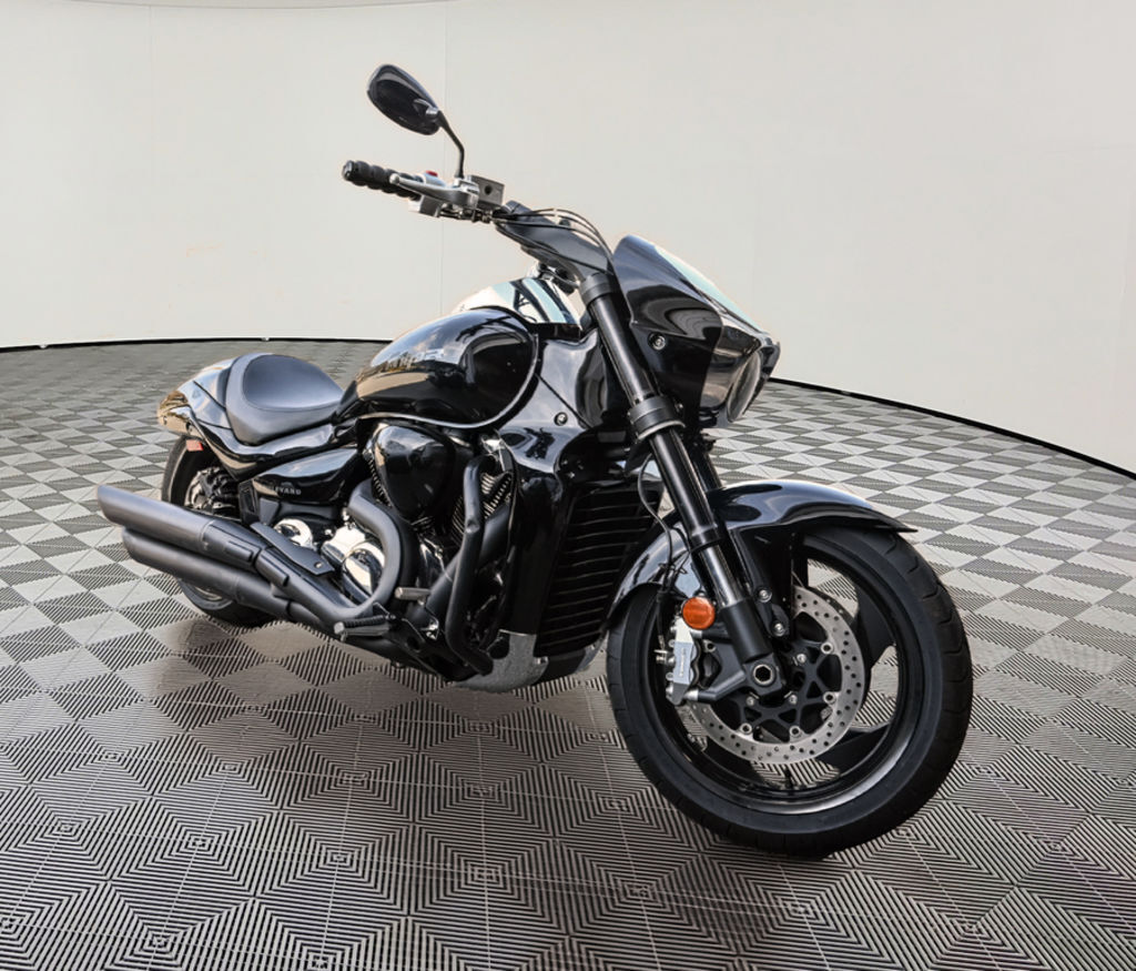 2024 Suzuki Boulevard M109R M109R in Hendersonville, NC