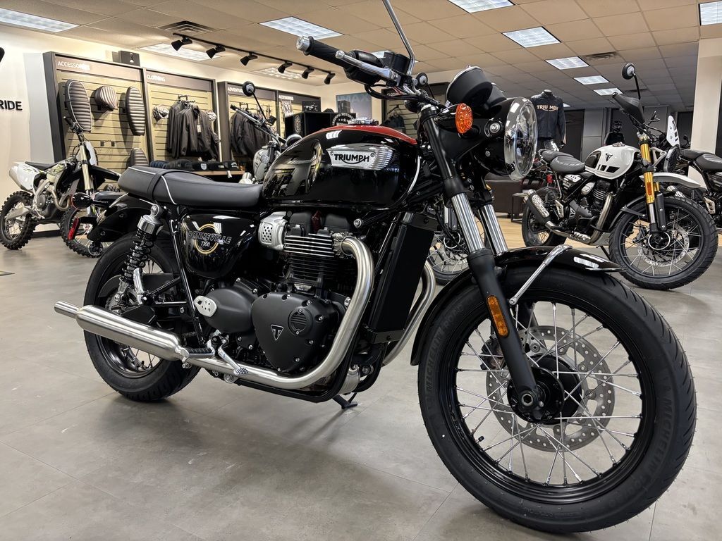 2026 Triumph Bonneville T100 Jet black T100 in San Antonio, TX