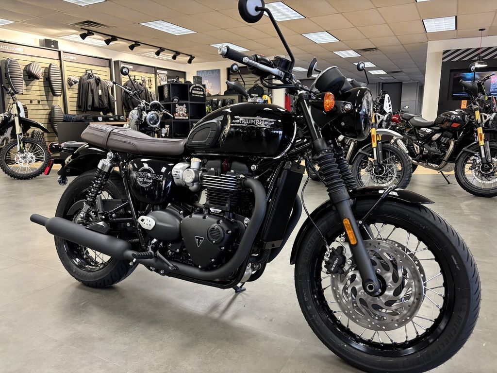 2026 Triumph Bonneville T120 Black Jet black BLACK in San Antonio, TX