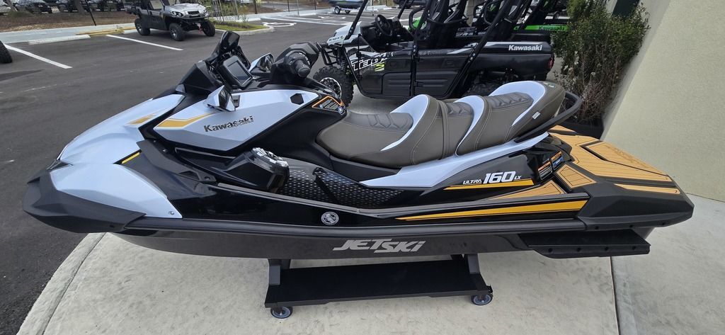 2026 Kawasaki Jet Ski® Ultra® 160 LX in homosassa FL