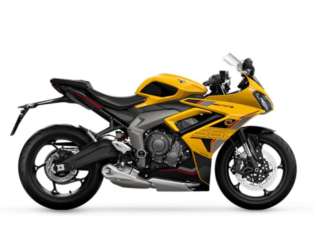 2026 Triumph Daytona 660 Cosmic Yellow / Sapphire Black 660 in Hendersonville, NC