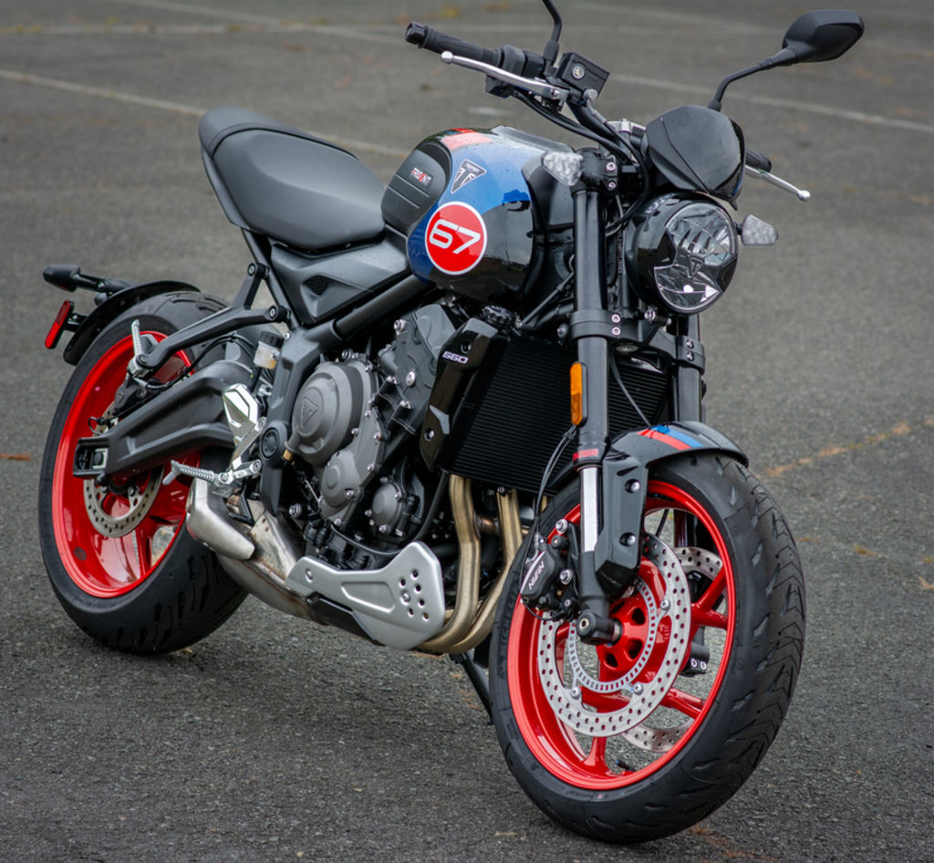2026 Triumph Trident 660 Triple Tribute Edition Sapphire Black and C 660 TRIPLE TRIBUTE EDITION in Richmond, VA