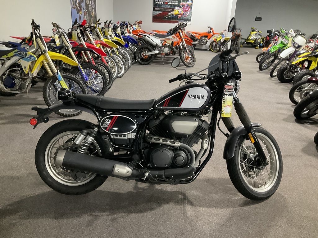 2017 Yamaha SCR950 in Johnstown, PA