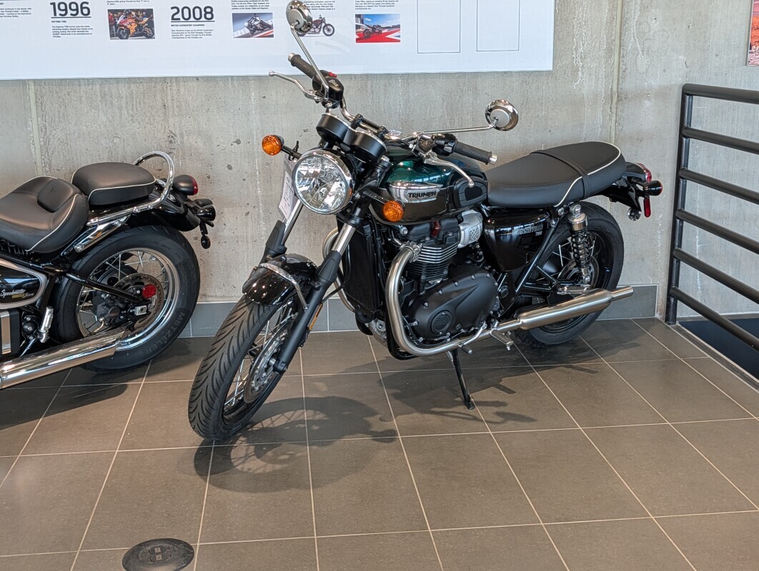 2025 Triumph 2025 Triumph Bonneville T100 BASE in Colorado Springs, CO