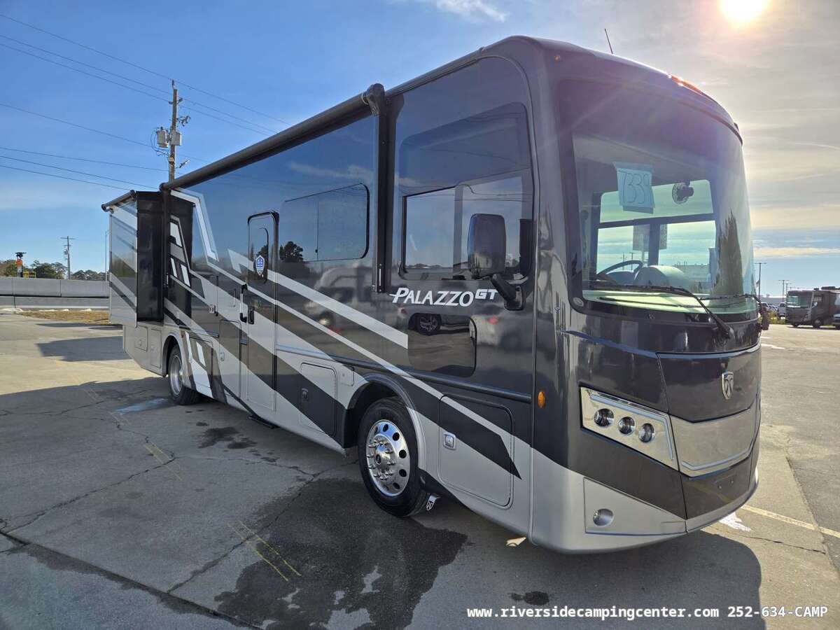 2026 Thor Motor Coach Palazzo GT 33.6 RV