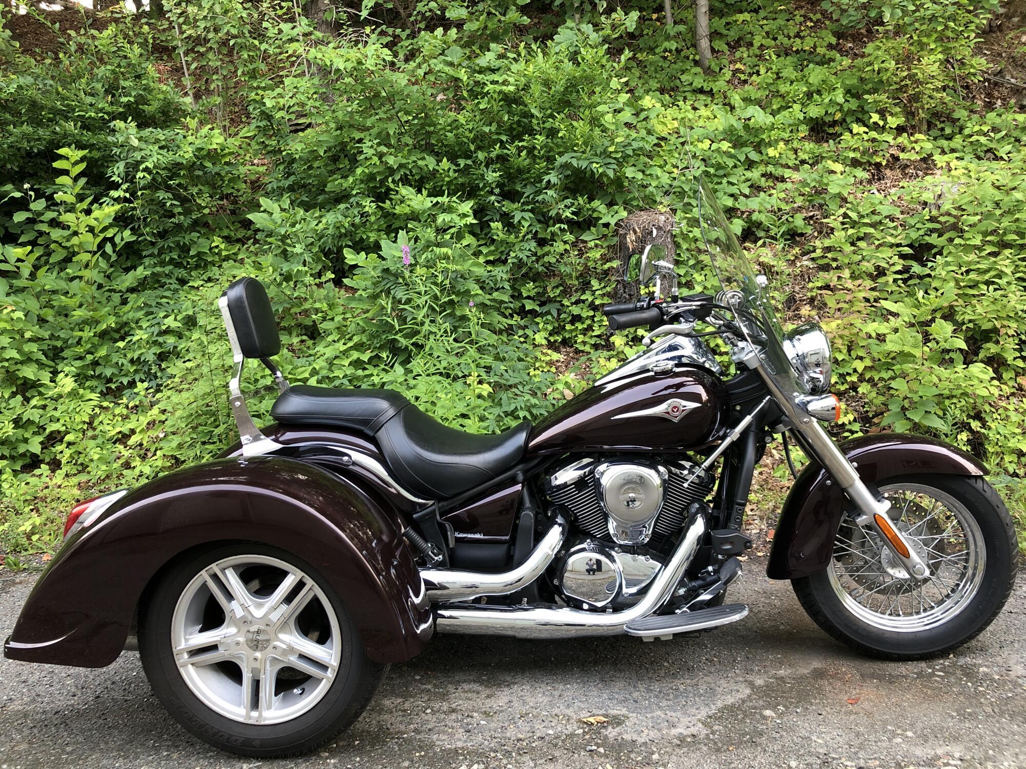 2012 Kawasaki Vulcan 900 Classic 900 CLASSIC in Bellingham, MA