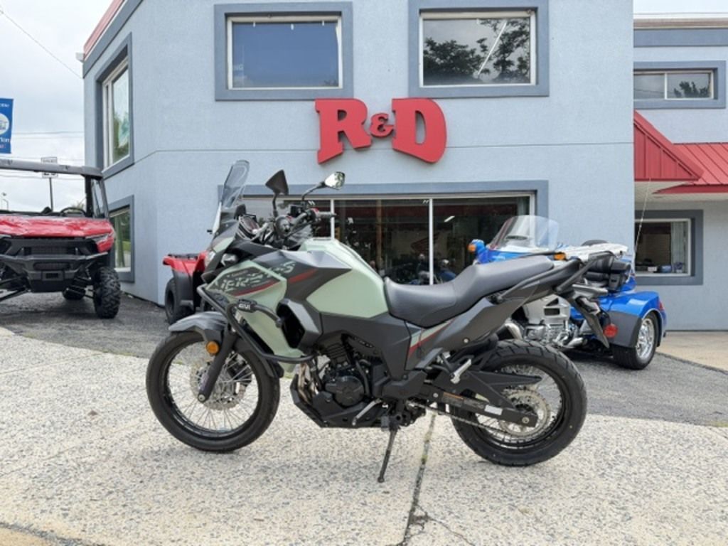 2023 Kawasaki Versys®-X 300 X 300 in Palmerton, PA