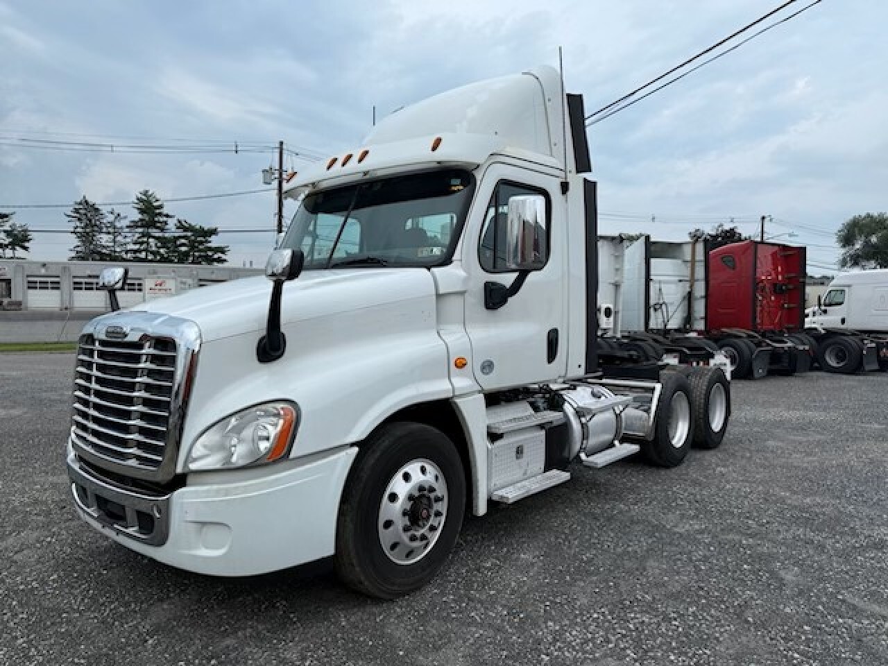 2016 FREIGHTLINER CASCADIA 125 in Pennsauken, NJ