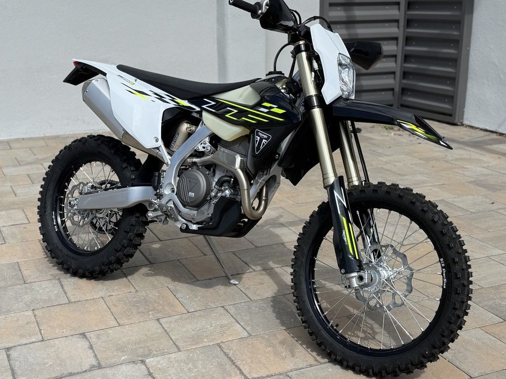 2026 Triumph TF 250-E Jet Black/Pure White 250-E in Reno, NV