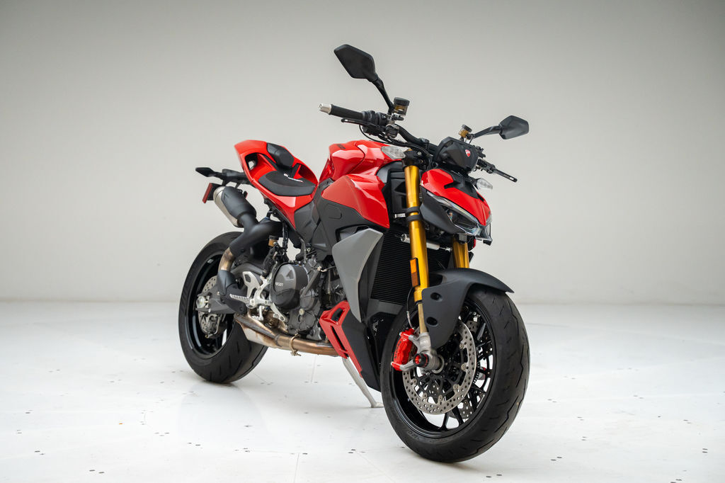 2026 Ducati Streetfighter V2 S Ducati Red V2 S in Zionsville, IN