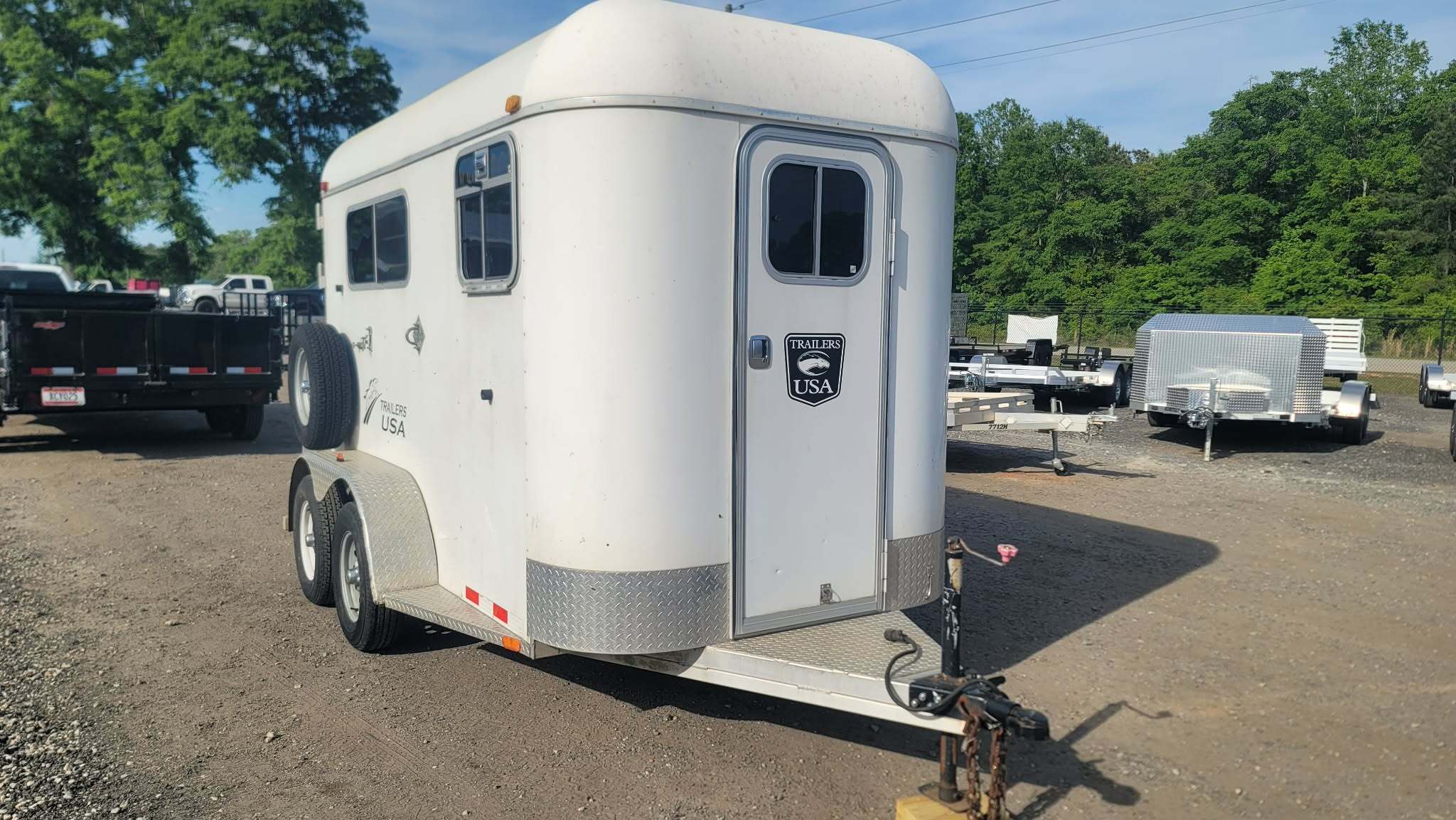 2011 Trailers USA USED 2-Horse Straight Load Aluminum Horse Trailer in Byron, GA