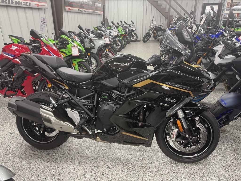 2026 Kawasaki Ninja H2® SX SE ABS SE+ in Lake Villa, IL