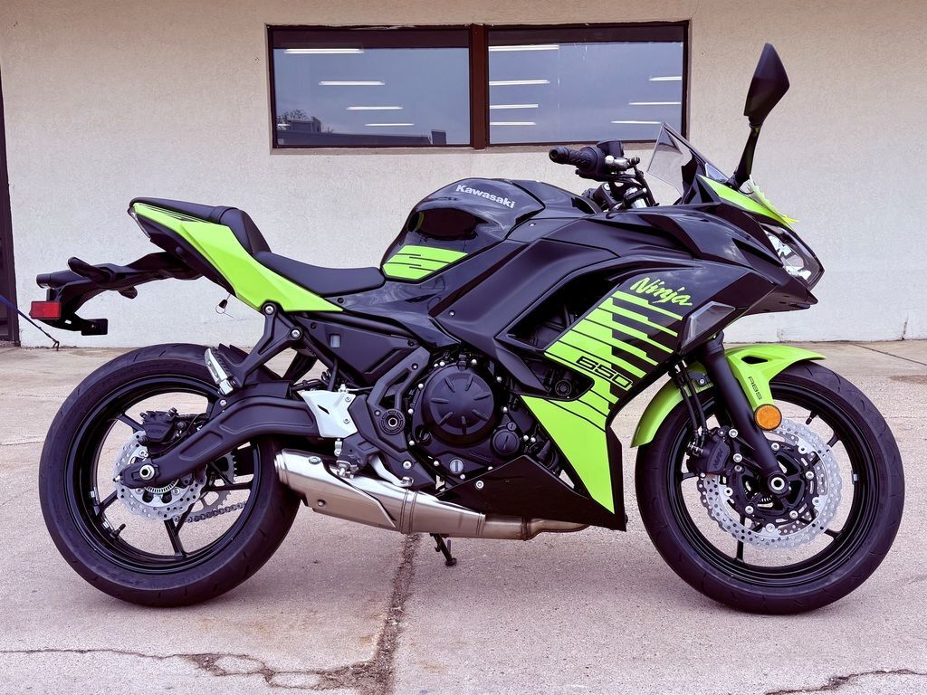 2026 Kawasaki Ninja® 650 ABS ABS in Lansing, MI
