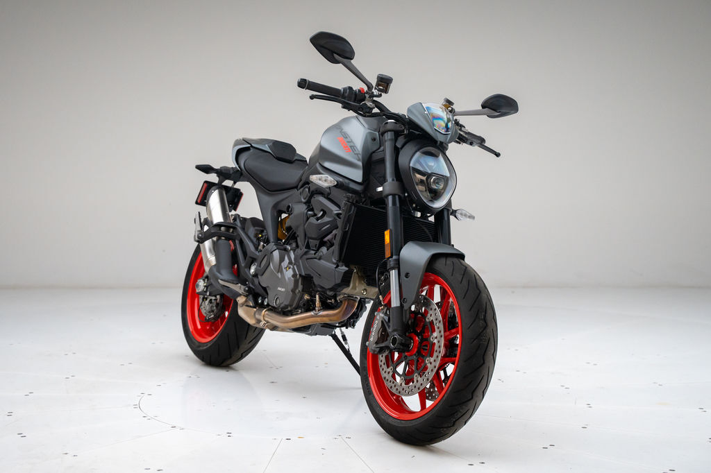 2025 Ducati Monster Plus Aviator Grey PLUS in Zionsville, IN