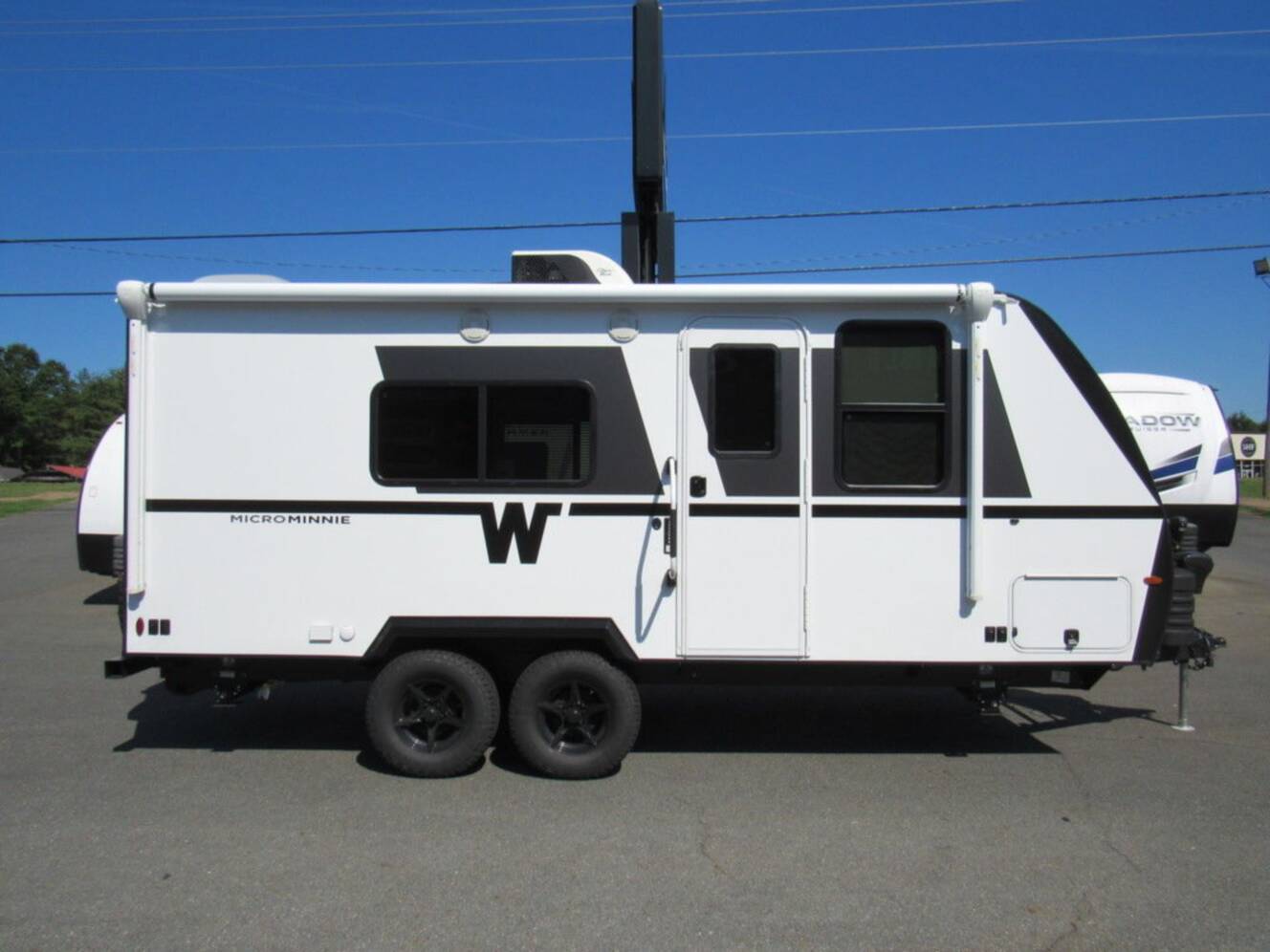 A photo of this 2027 Winnebago Micro Minnie 2000FRB