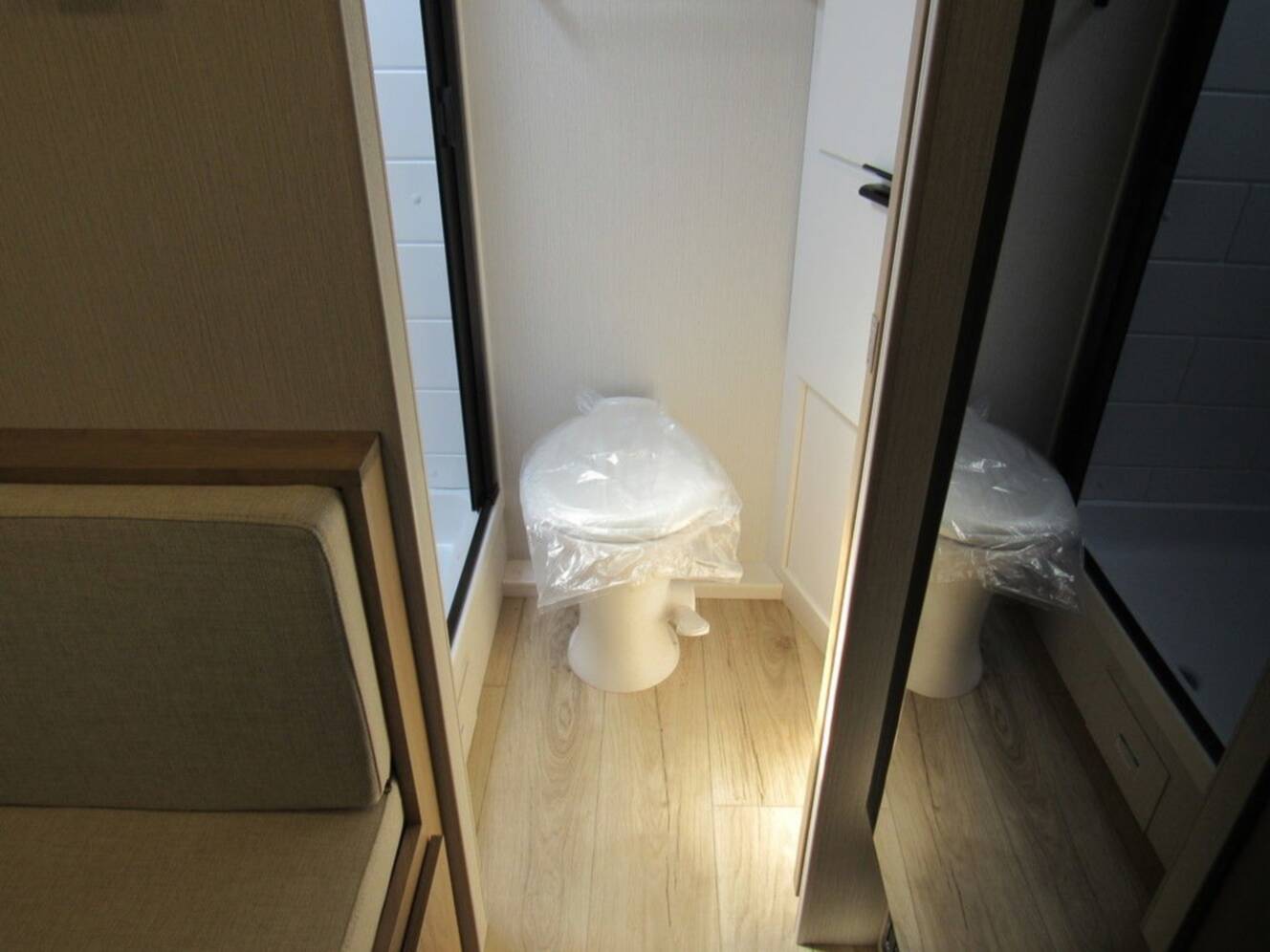 A photo of this 2027 Winnebago Micro Minnie 2000FRB