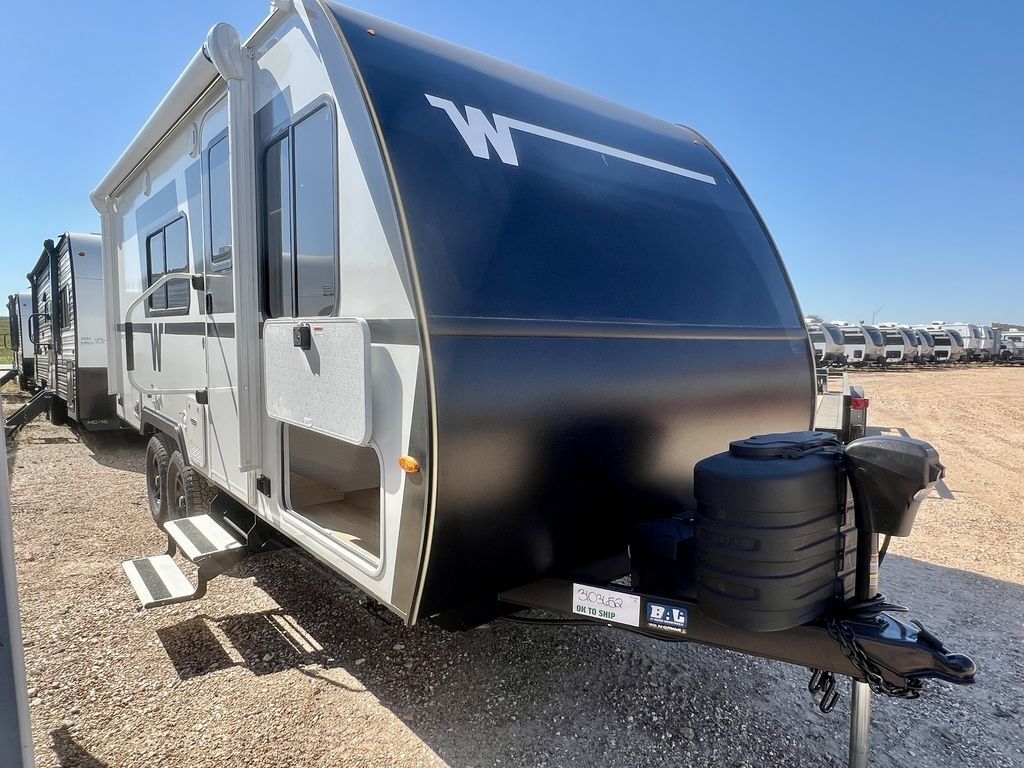 2026 Winnebago Micro Minnie 2100BH in sealy TX