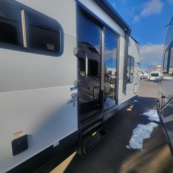 2025 Jayco Jay Flight SLX 380DQS in staunton VA