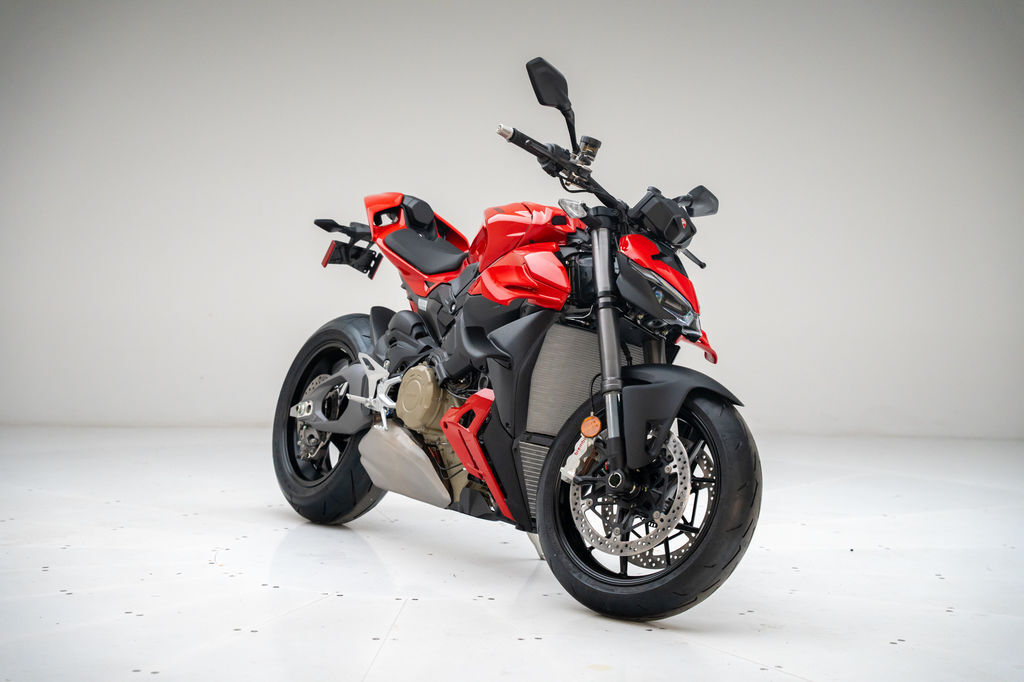 2026 Ducati Streetfighter V4 V4 in Zionsville, IN