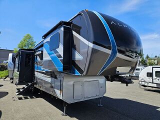 2025 KEYSTONE ALPINE 3303CK
