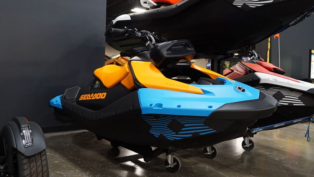 2026 Sea-Doo Spark Trixx for 1 Rotax® 900 ACE - 90 iBR and Au in watkins MN