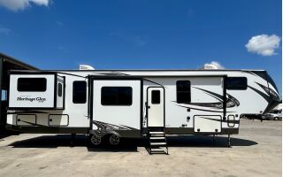 2018 FOREST RIVER WILDWOOD HERITAGE GLEN LTZ 372RD