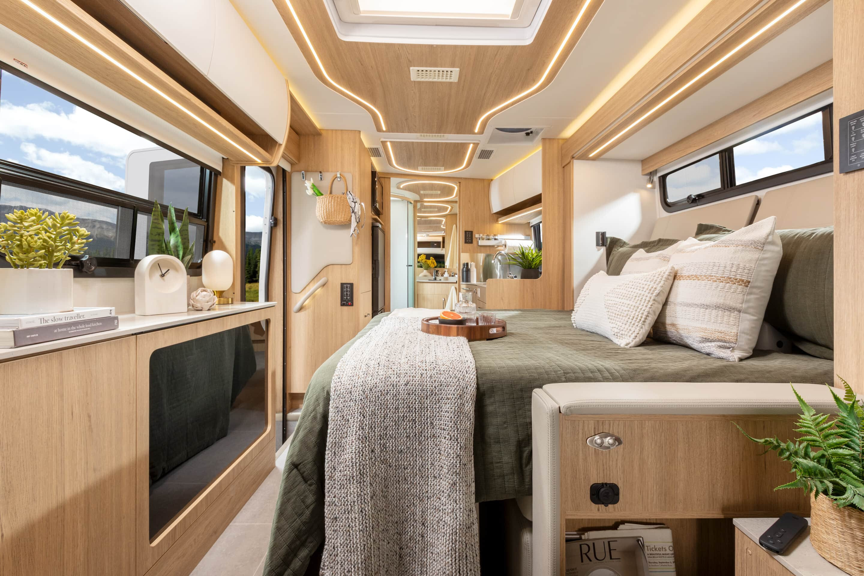 2026 Leisure Travel Vans Unity U24MBL in milwaukee WI