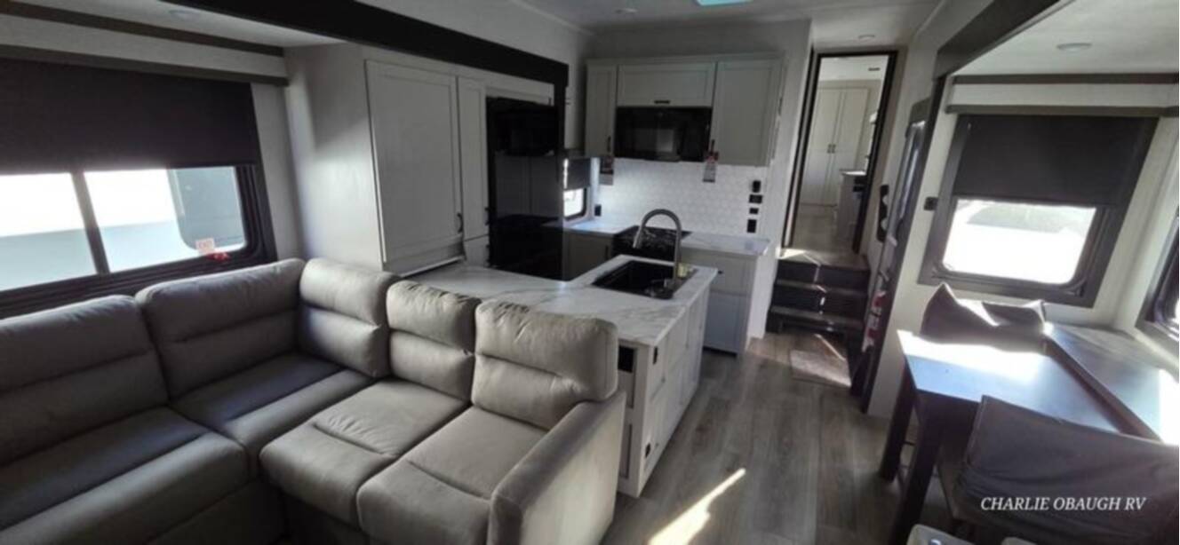 A photo of this 2026 Jayco Seismic 395