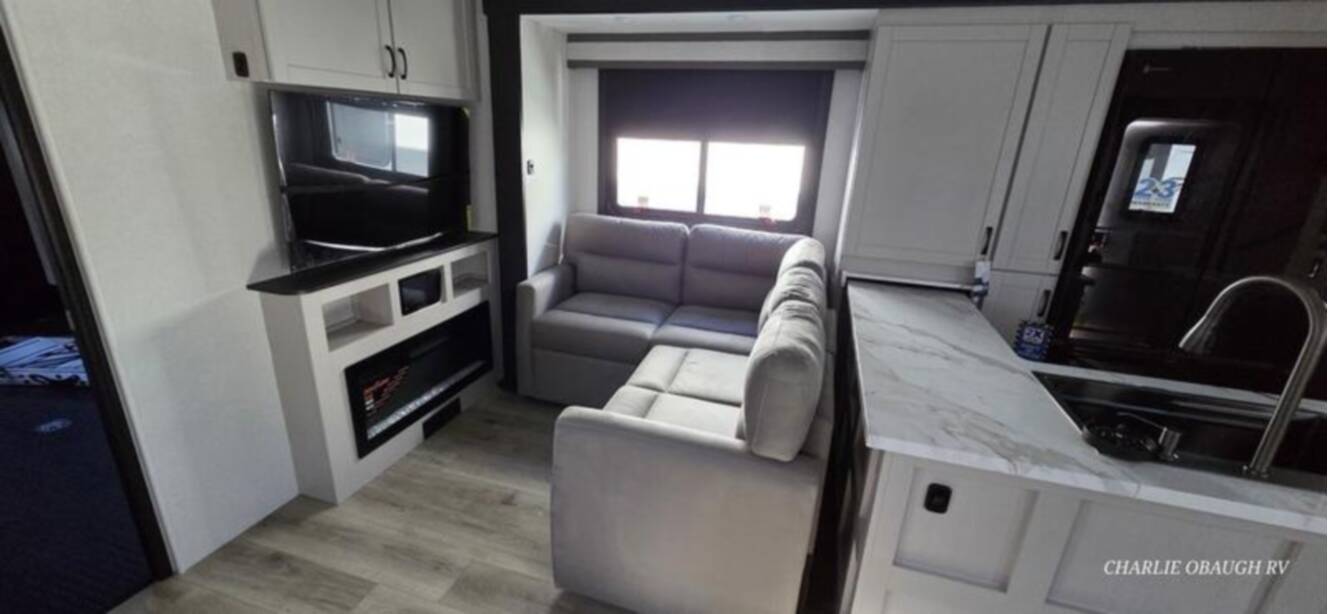 A photo of this 2026 Jayco Seismic 395