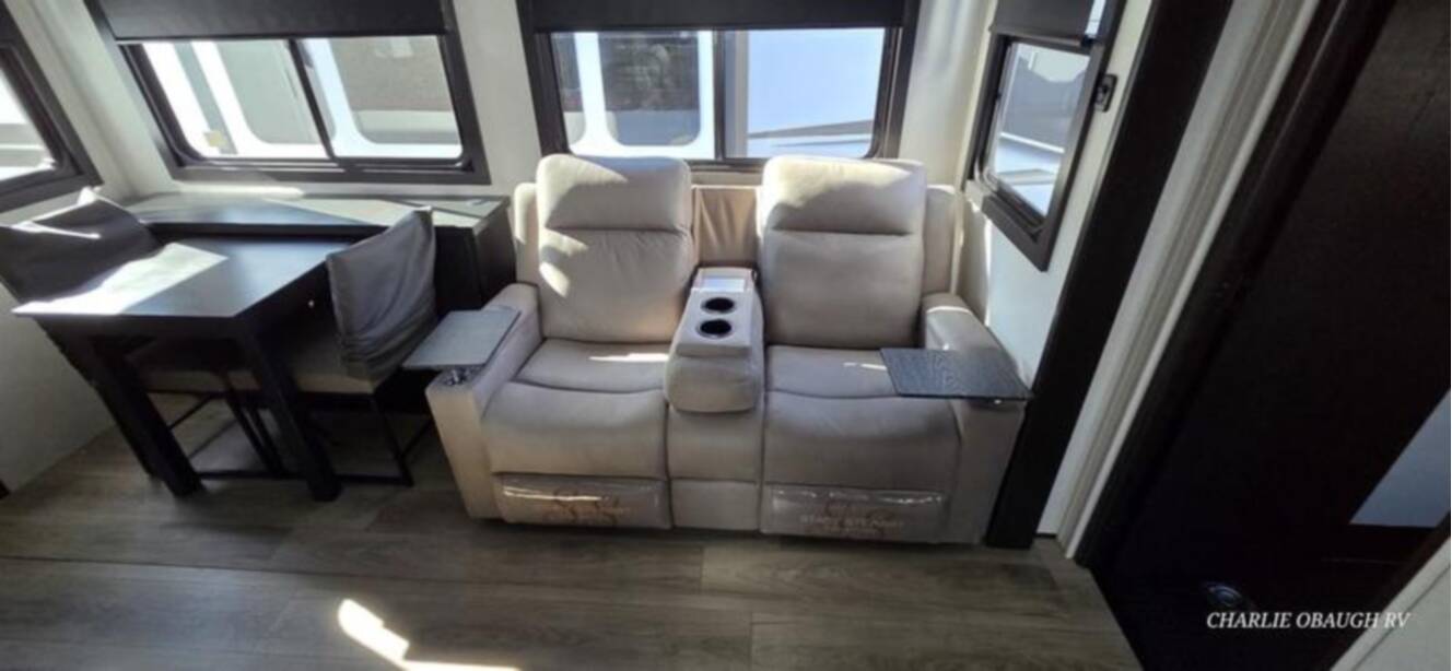 A photo of this 2026 Jayco Seismic 395