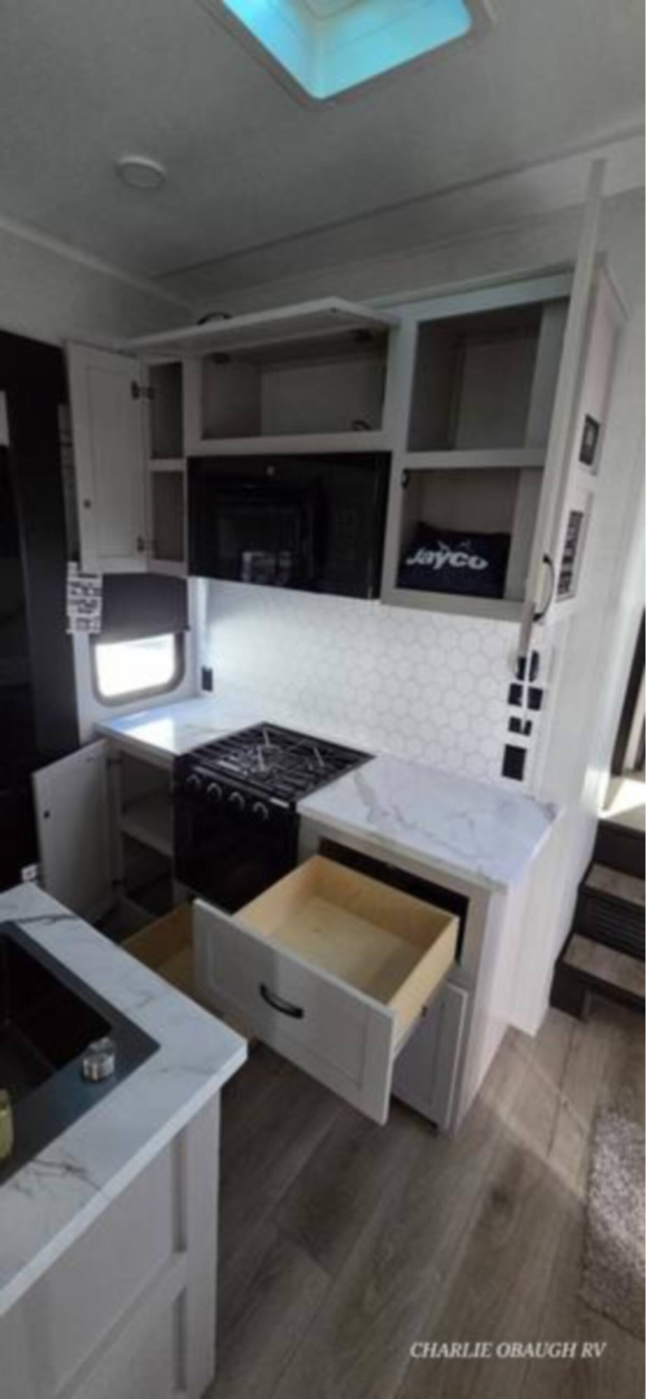 A photo of this 2026 Jayco Seismic 395