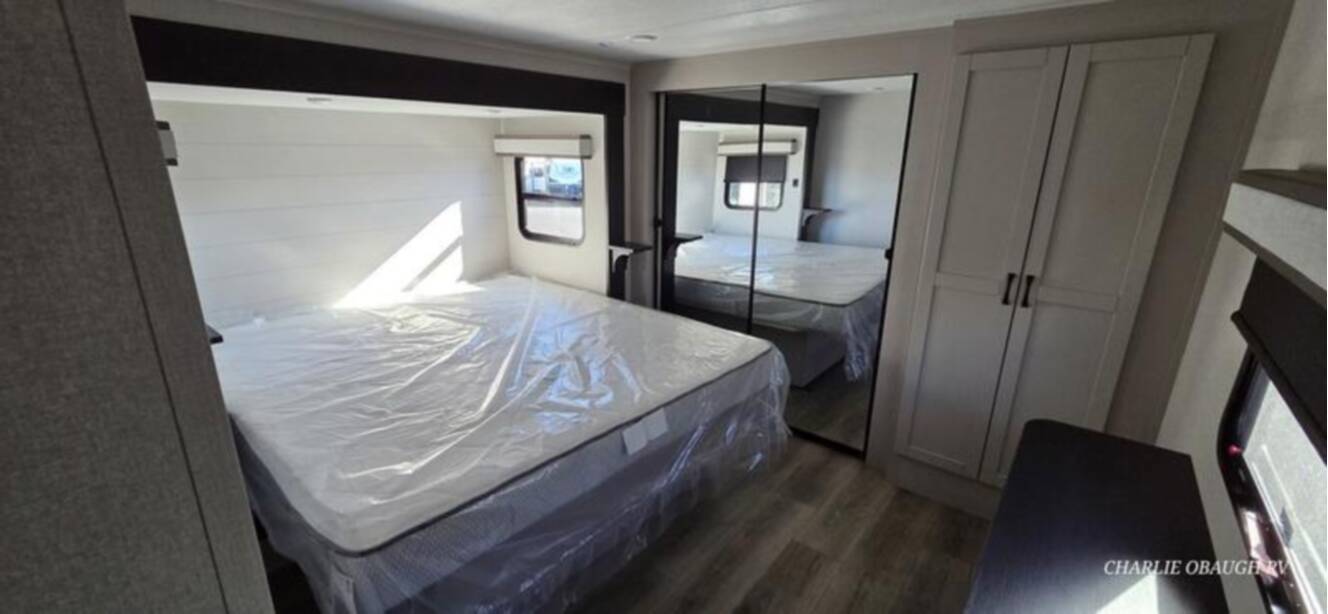 A photo of this 2026 Jayco Seismic 395