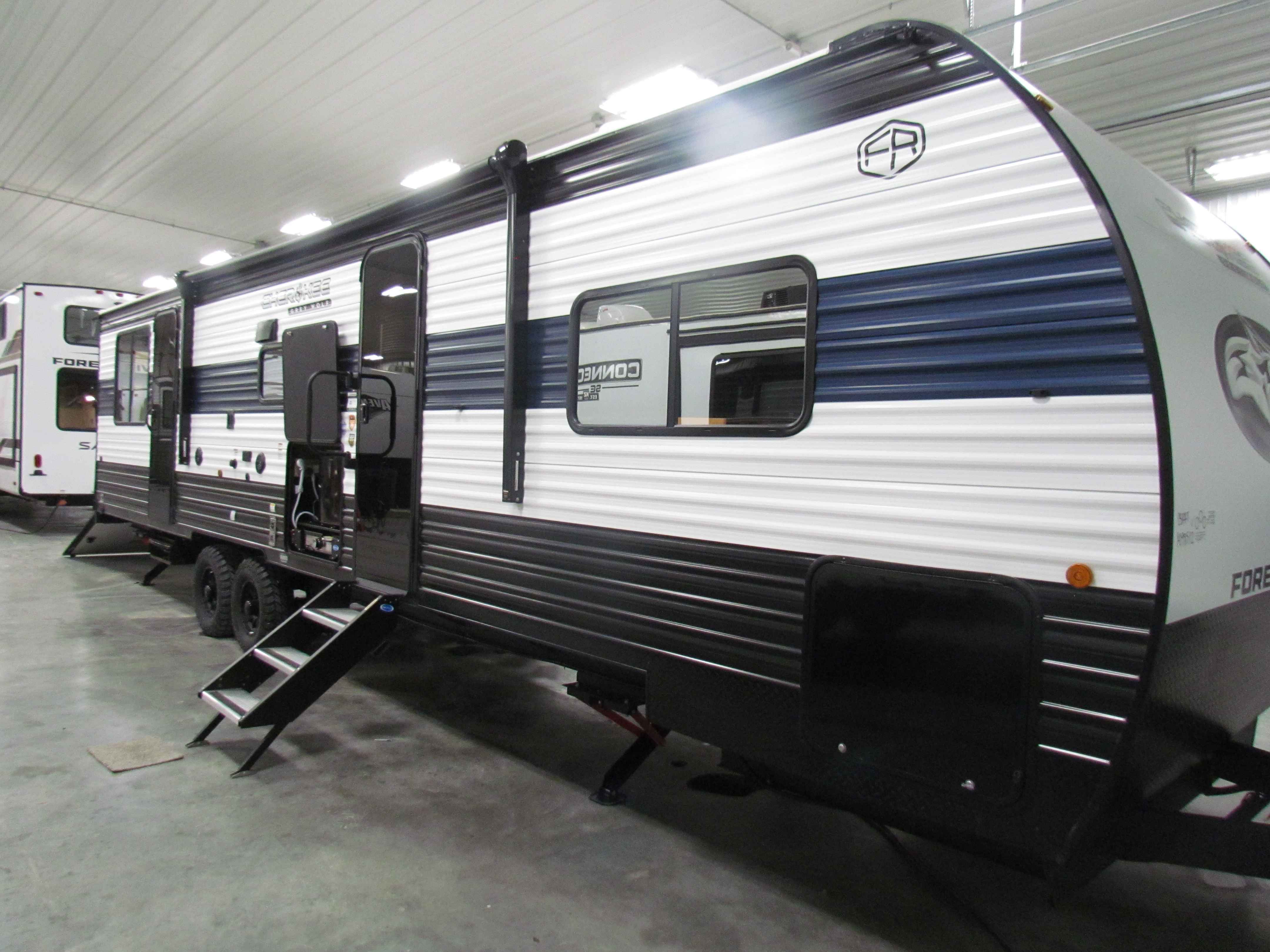 2026 Forest River Cherokee Grey Wolf 28 RRT Toyhauler RV