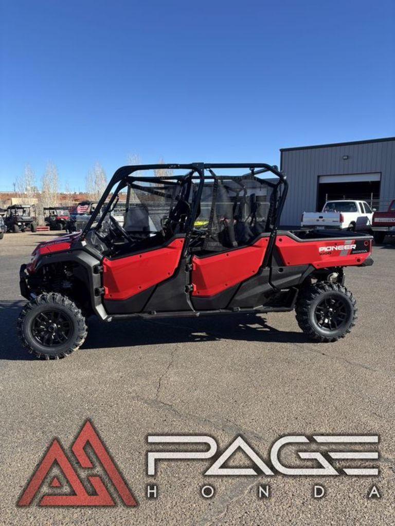 2025 Honda® Pioneer 1000-6 Deluxe Crew in page AZ