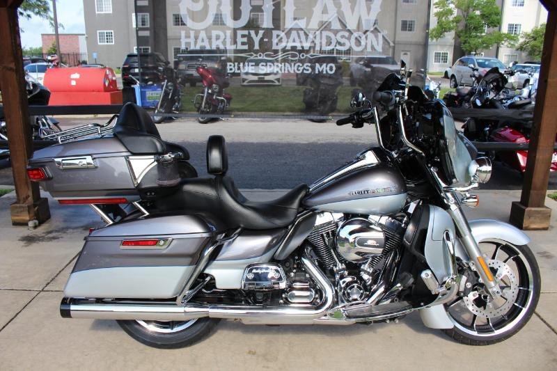 2014 Harley-Davidson ELECTRA GLIDE ULTRA LIMITED ULTRA LIMITED in Blue Springs, MO