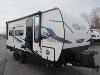2024 FOREST RIVER CHEROKEE ALPHA WOLF 17MKE