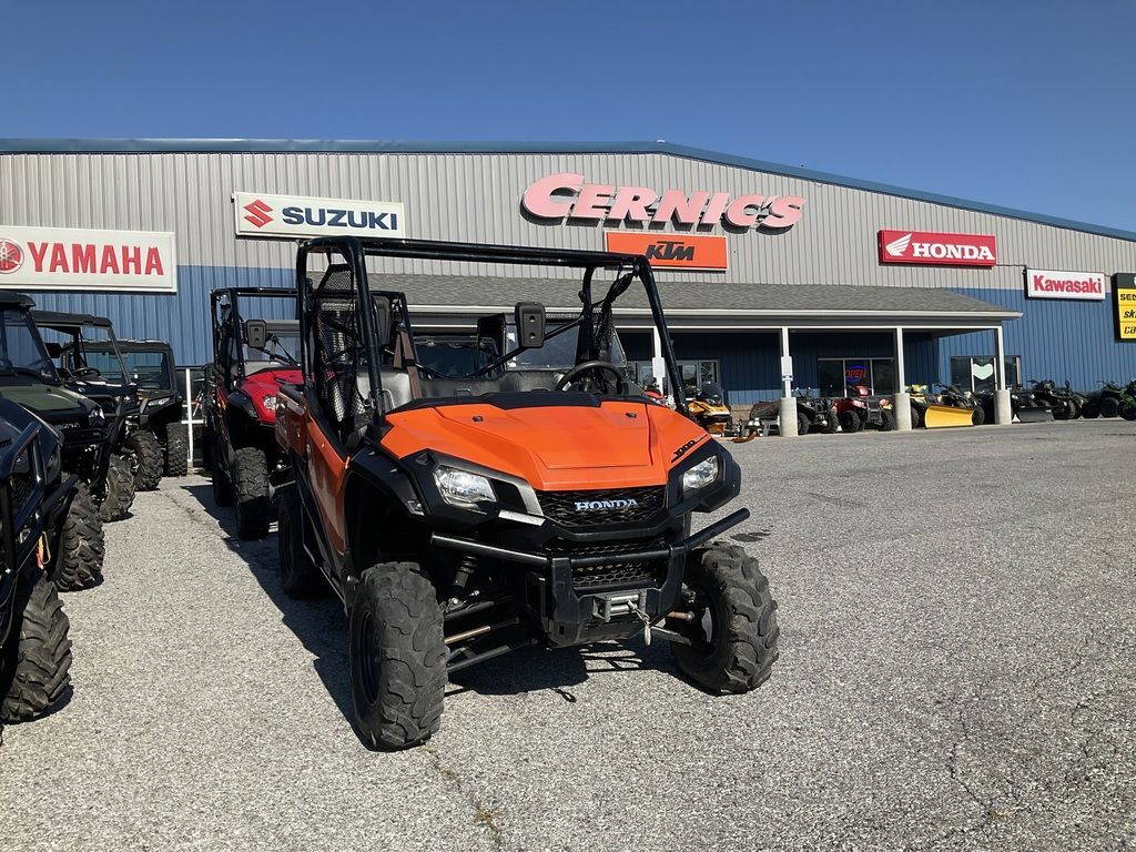 2016 Honda® Pioneer 1000 in johnstown PA