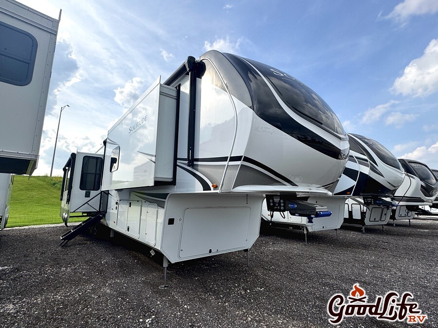 2025 Grand Design Solitude 417KB RV