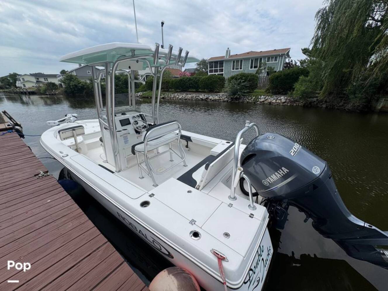 A photo of this 2019 Robalo 226 Cayman