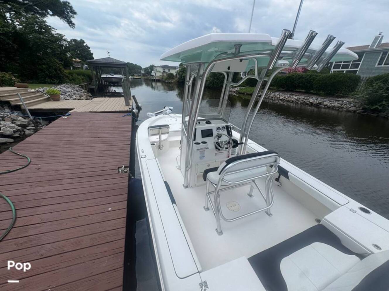 A photo of this 2019 Robalo 226 Cayman