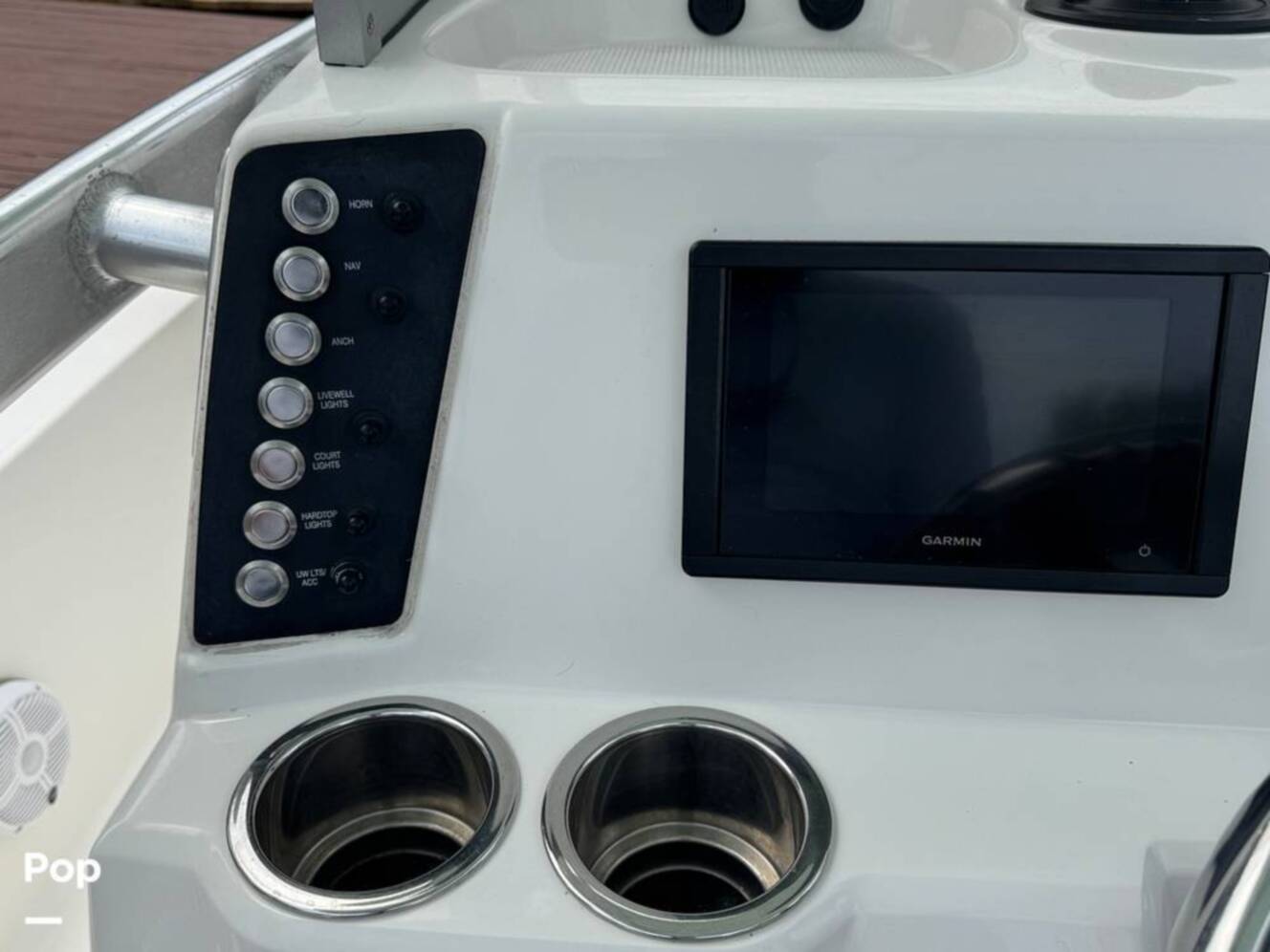 A photo of this 2019 Robalo 226 Cayman