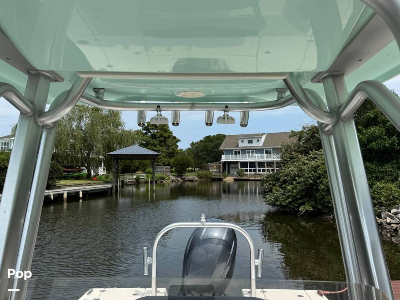 A photo of this 2019 Robalo 226 Cayman